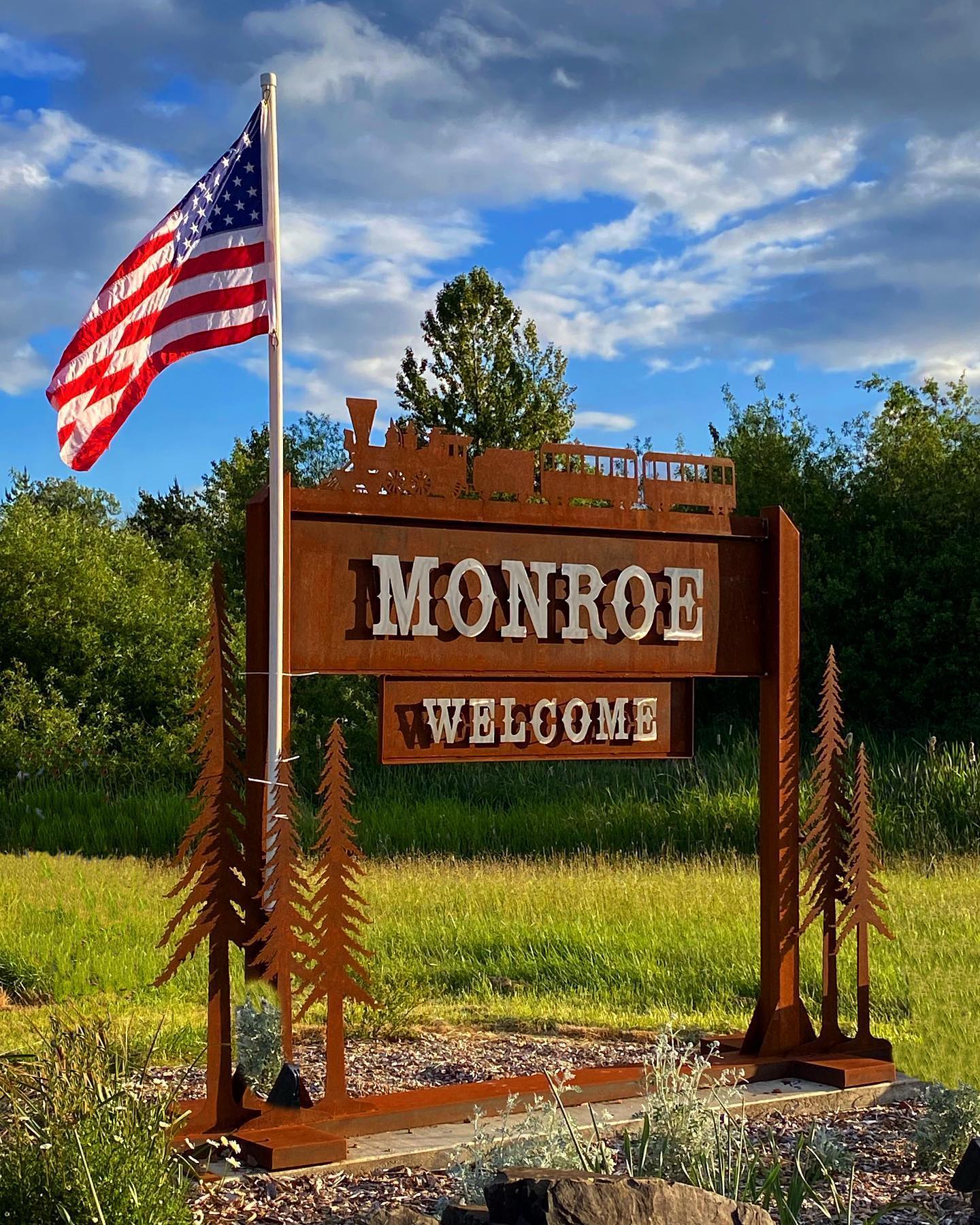 City of Monroe Welcome Sign